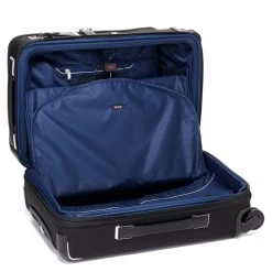 Tumi Arrivé International Dual Access 4 Wheels Black 11 Tumi Arrivé International Dual Access 4 Wheels Black -Mode Tassen Winkel image 1063
