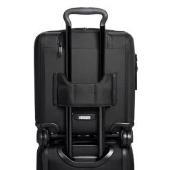 Tumi Alpha Compact 4 Wheel Brief Black 10 Tumi Alpha Compact 4 Wheel Brief Black -Mode Tassen Winkel image 1070