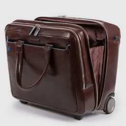 Piquadro Black Square Briefcase With Wheels 2 Compartments Black -Mode Tassen Winkel image 1775