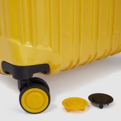 Piquadro PQ-Light Cabin Trolley 55 Shine Yellow 16 Piquadro PQ-Light Cabin Trolley 55 Shine Yellow -Mode Tassen Winkel image 247