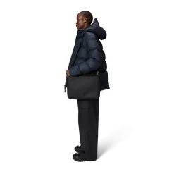 Rains Laptop Bag 13"/14" W3 Black -Mode Tassen Winkel image 4470