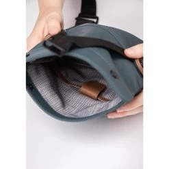 Aunts & Uncles Japan Tsu Waistbag Cosmic Void -Mode Tassen Winkel image 4614