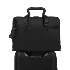 Tumi Alpha Bravo Aviano Academy Brief Black -Mode Tassen Winkel image 4877