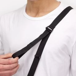 Ucon Acrobatics Jona Hipbag Black -Mode Tassen Winkel image 6858