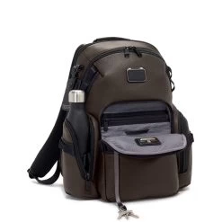 Tumi Alpha Bravo Nathan Navigation Backpack Leather Dark Brown 12 Tumi Alpha Bravo Nathan Navigation Backpack Leather Dark Brown -Mode Tassen Winkel image 7039