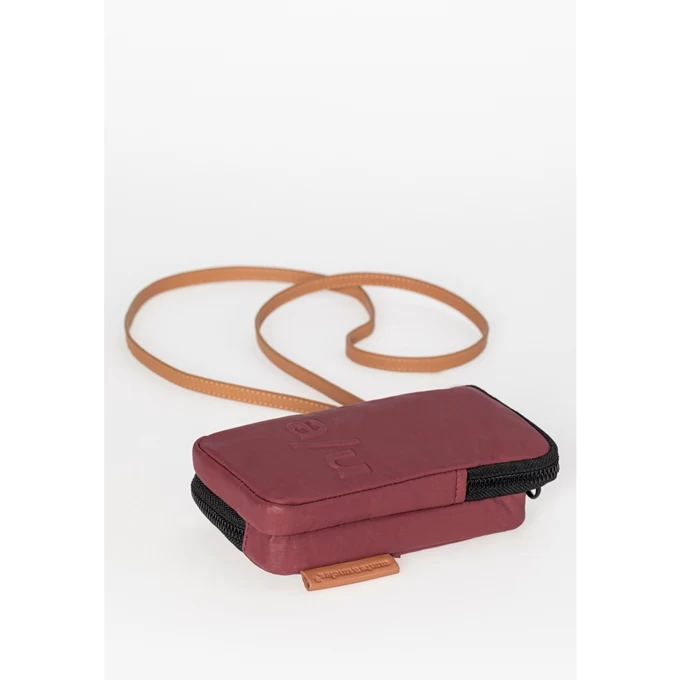 Aunts & Uncles Japan Uji Phonebag Cabernet 6 Aunts & Uncles Japan Uji Phonebag Cabernet - Image 6