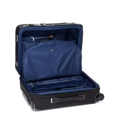 Tumi Arrivé Continental Dual Accesses CarryOn Black 10 Tumi Arrivé Continental Dual Accesses CarryOn Black -Mode Tassen Winkel image 840