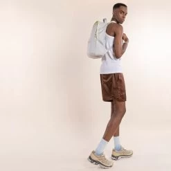 Horizn Studios Shibuya Daypack M All Black -Mode Tassen Winkel image 9111